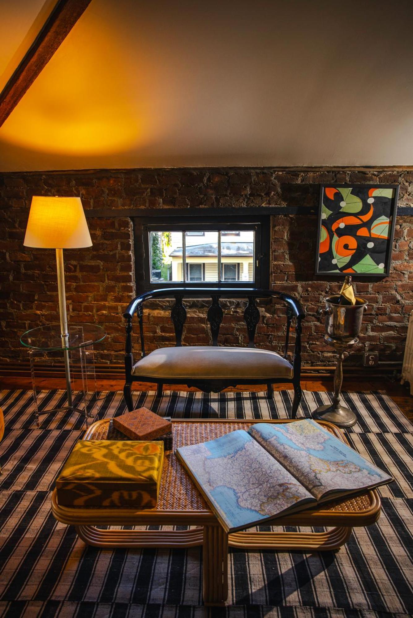 Kingston Carriage House Bed & Breakfast Ngoại thất bức ảnh